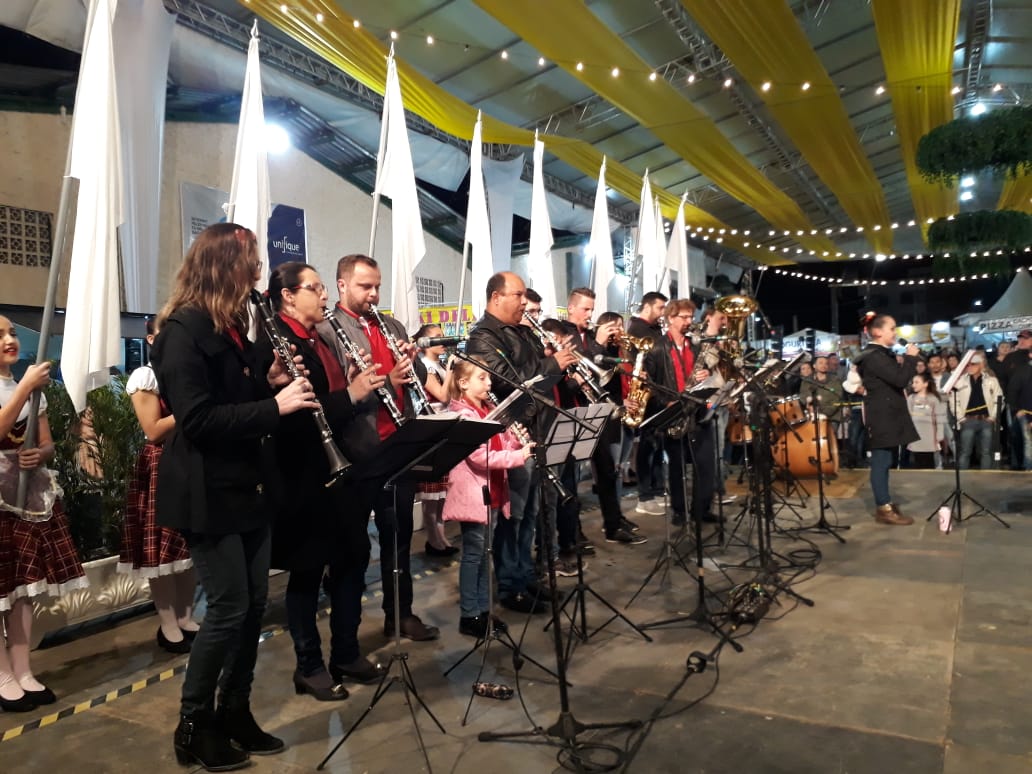 Começa a 30ª Festa Nacional da Cachaça e 28ª Festa da Banana em Luiz Alves