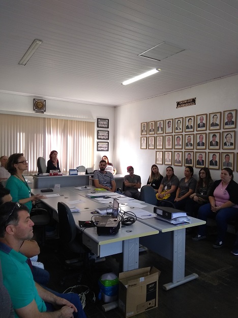 Equipe de Assistência Social do Município   apresentou relatórios na Câmara de Vereadores